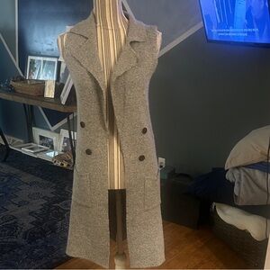 Love Tree Sleeveless Long Knit Vest in Gray